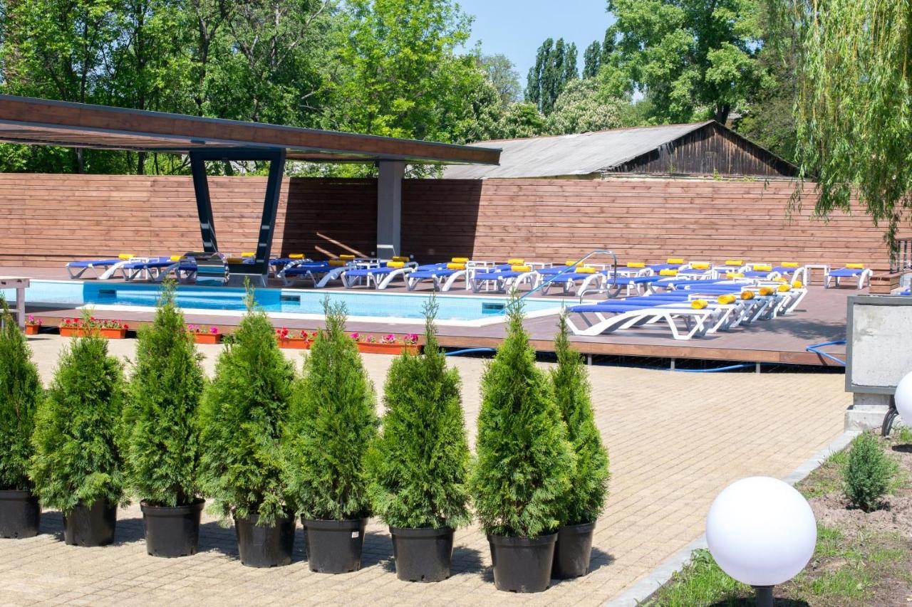 Riverside- Hotel And Mice Cherníhiv Exterior foto